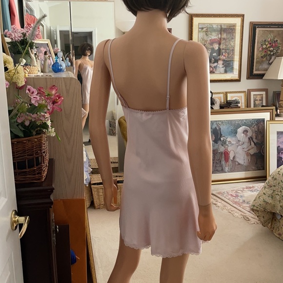 NWOT Vintage Victoria Secret silky soft lace detail slip dress - Picture 4 of 8